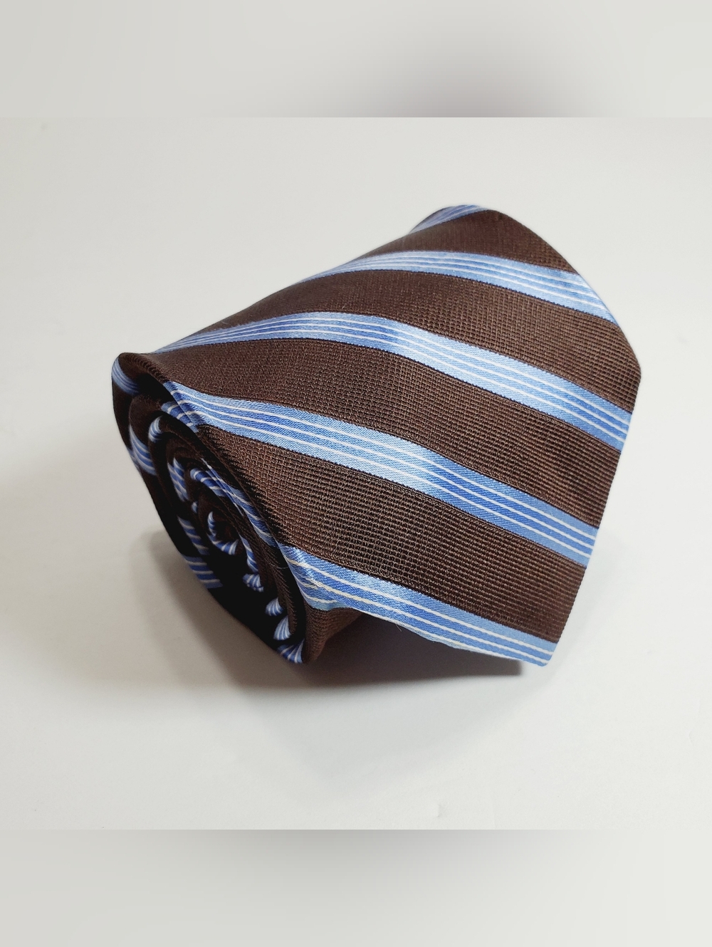 Nautica Brown & Blue Stripe Pattern Men's Silk Neck Tie Jacquard Fabric
